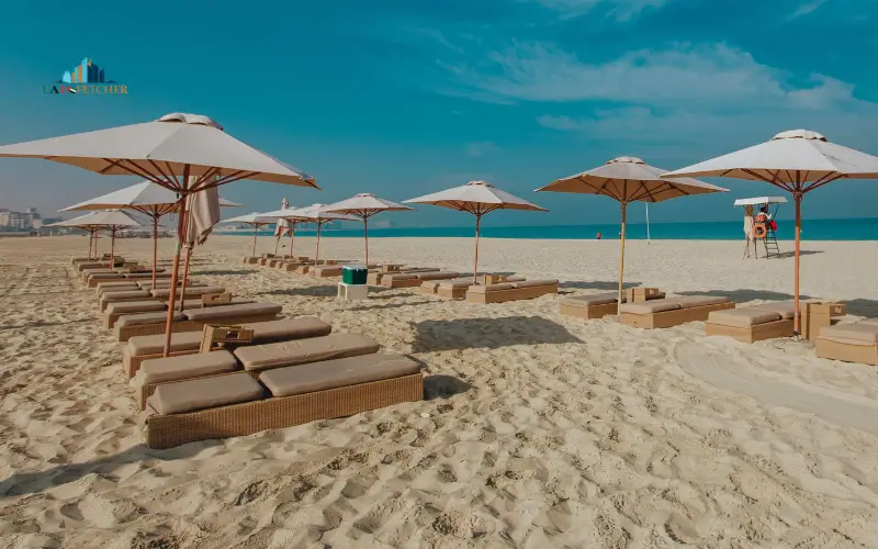 Saadiyat Marina District beach